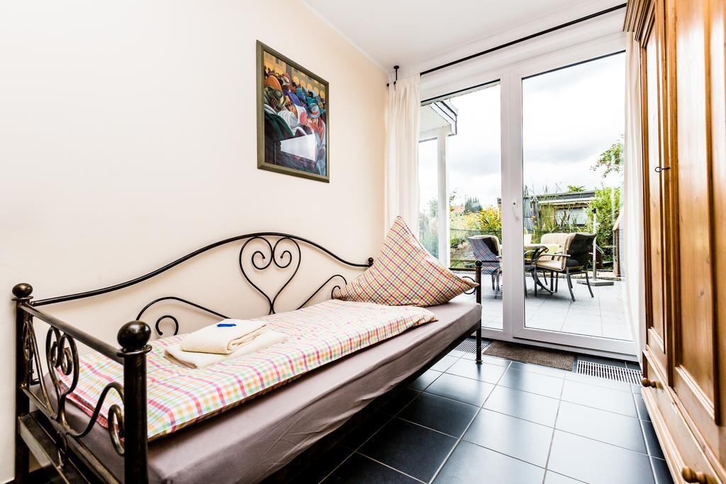 Design Apartment In Koeln Mit Terrasse Colónia Quarto foto