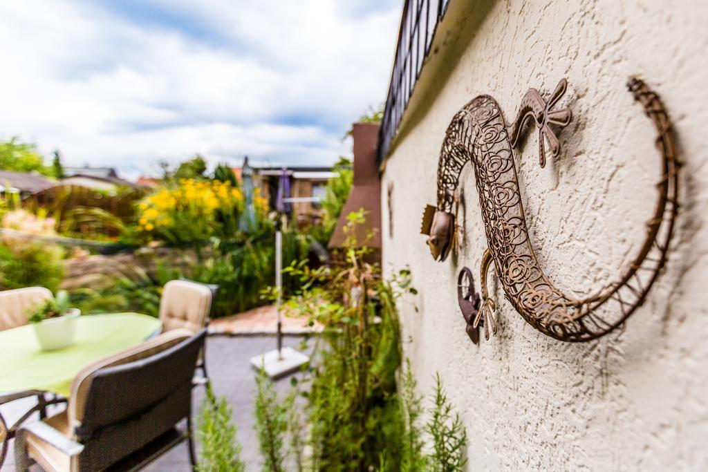 Design Apartment In Koeln Mit Terrasse Colónia Exterior foto